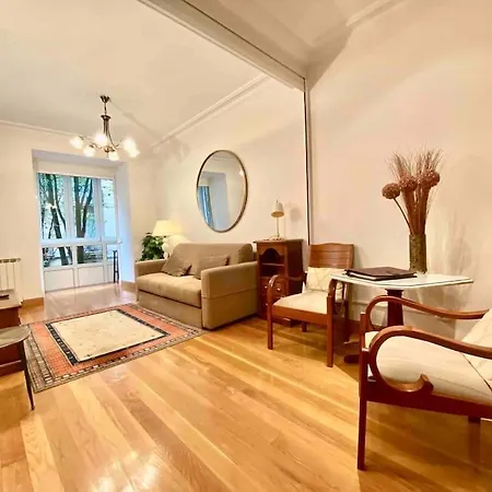Apartamento Junto A Parking Precioso Muy Centrico En San Sebastián