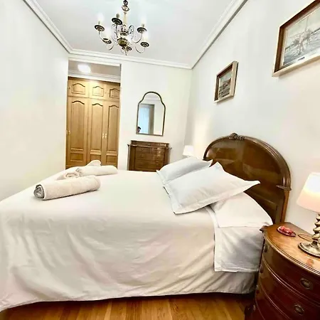 Junto A Parking Precioso Muy Centrico En Apartamento