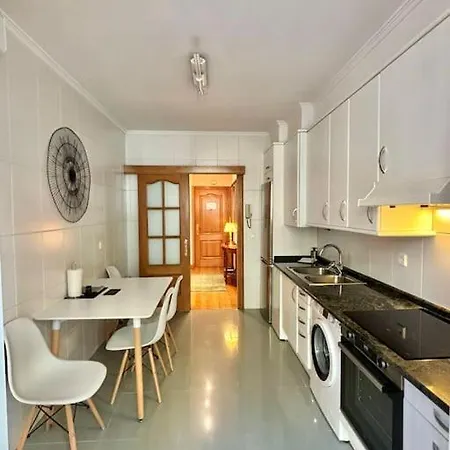 Junto A Parking Precioso Muy Centrico En Apartamento San Sebastián