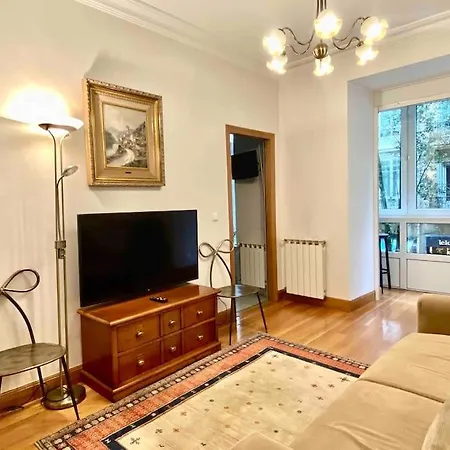 Junto A Parking Precioso Muy Centrico En Apartamento San Sebastián